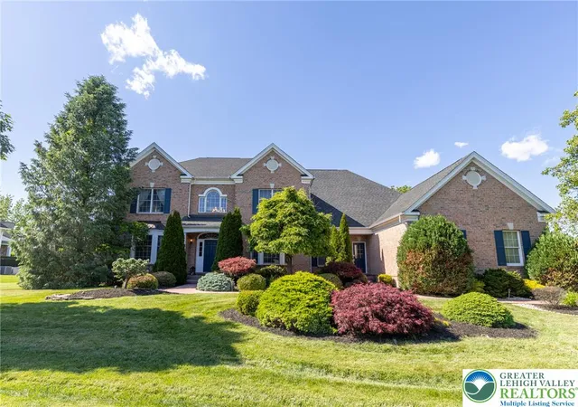 2nd image of 4508 Homestead Dr, Lower Nazareth Twp, PA 18064 | MLS# 777968
