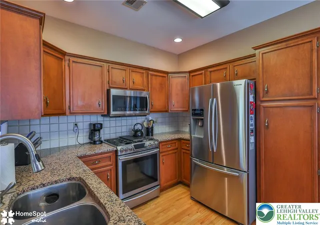 Homes for sale in Palmer Twp, PA | 10 Cobblestone Dr, Palmer Twp, PA 18045 | MLS# 778135