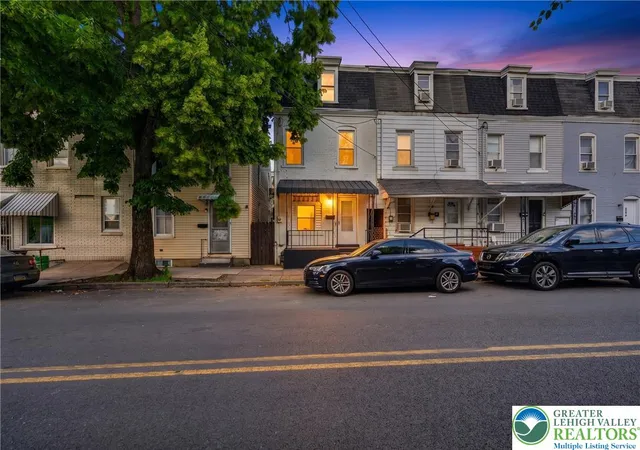 2nd image of 337 N 2nd St, Allentown, PA 18102 | MLS# 778253