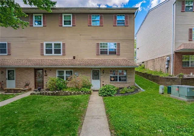 1st image of 908 S Armour St, Allentown, PA 18103 | MLS# 778295