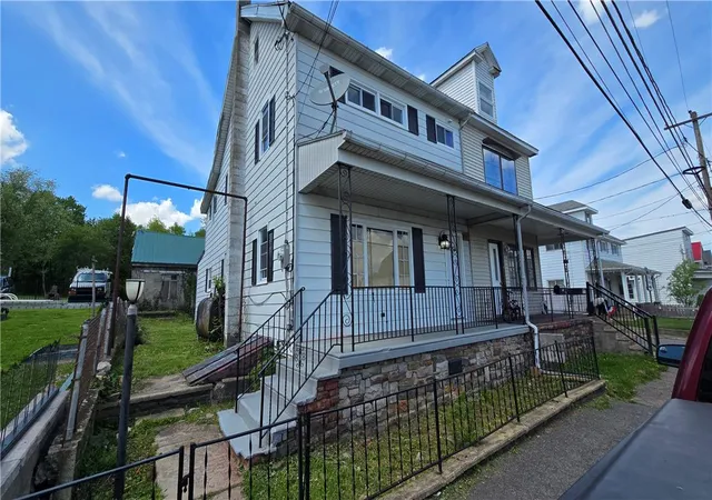 Photo 1 of Single family home for sale at 247 E North St, Marion Heights, PA 17832 | MLS# 778314 | Listing updated on 2026-08-28