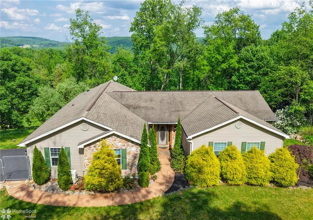 Homes for sale in Bechtelsville Boro, PA | 164 Hardt Hill Rd, Bechtelsville Boro, PA 19505 | MLS# 776849