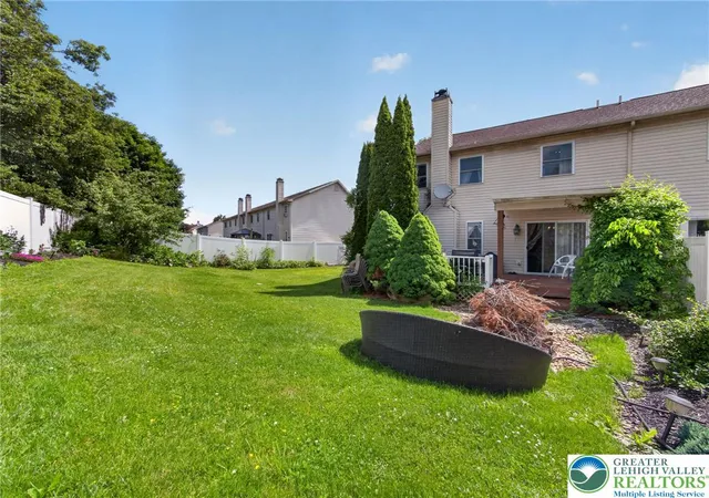 Photo 5 of Sale Pending at 2580 Lower Way, Easton, PA 18040 | MLS# 778325 | Listing updated on 2026-08-27
