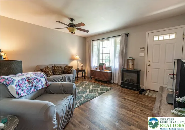 Homes for sale in Moore Twp, PA | 518 Bauer Rd, Moore Twp, PA 18014 | MLS# 777973