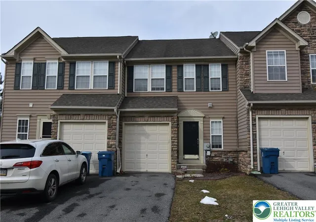 Homes for sale in Williams Twp, PA | 203 Auburn Dr, Williams Twp, PA 18042 | MLS# 778088