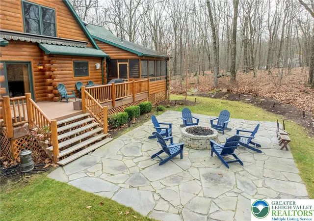 Homes for sale in Hawley, PA | 1212 Acacia, Hawley, PA 18428 | MLS# 778417