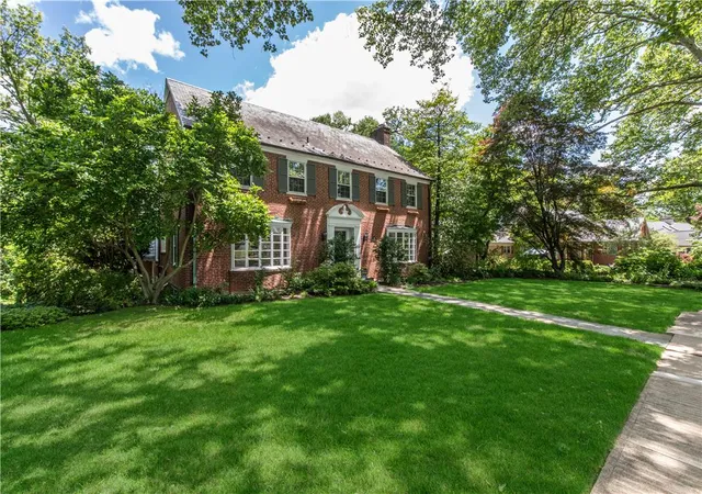 Photo 3 of Single family home for sale at 1942 Sycamore St, Bethlehem, PA 18017 | MLS# 778335 | Listing updated on 2026-06-06