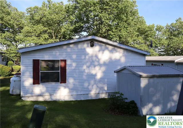 Homes for sale in Bath, PA | 6 Springridge Rd, Bath, PA 18014 | MLS# 778470