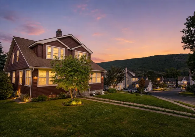 1st image of 930 3rd St, Palmerton Boro, PA 18071 | MLS# 778208