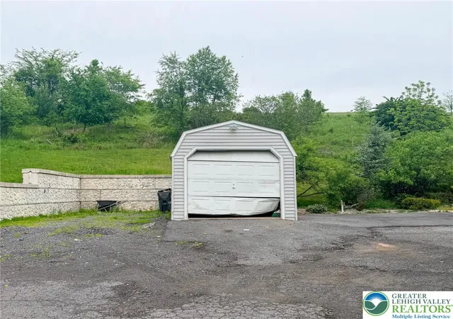Homes for sale in Mahoning Twp, PA | 1330 Packerton Dam Dr, Mahoning Twp, PA 18235 | MLS# 778491