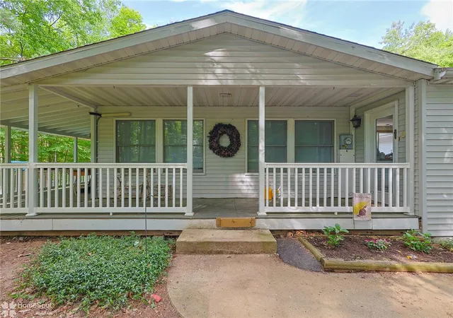 Homes for sale in East Penn Twp, PA | 60 Sassafras Rd, East Penn Twp, PA 18235 | MLS# 778456
