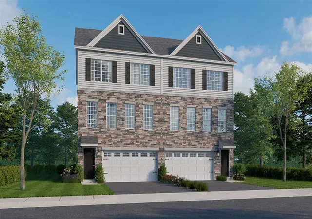 2nd image of 221 Winding Rd, Easton, PA 18040 | MLS# 778492
