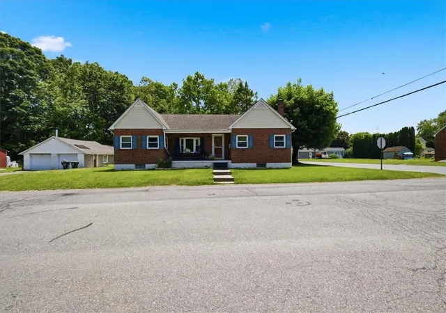 5th image of 6409 4Th Avenue, Bangor, PA 18013 | MLS# 778462
