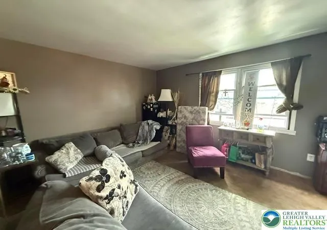 2nd image of 2860 Huron St, Allentown, PA 18103 | MLS# 778539
