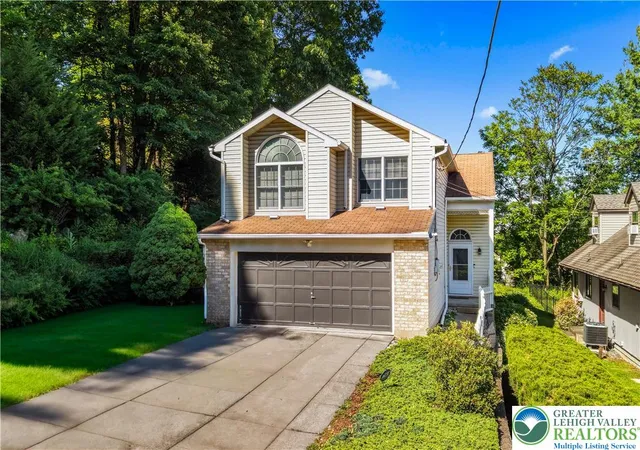 Homes for sale in Salisbury Twp, PA | 721 Wistar St, Salisbury Twp, PA 18015 | MLS# 778353