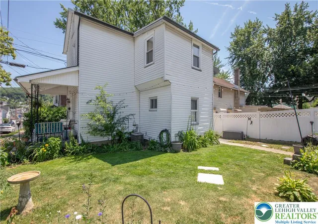 Homes for sale in Fountain Hill Boro, PA | 720 N Bishopthorpe, Fountain Hill Boro, PA 18015 | MLS# 778333