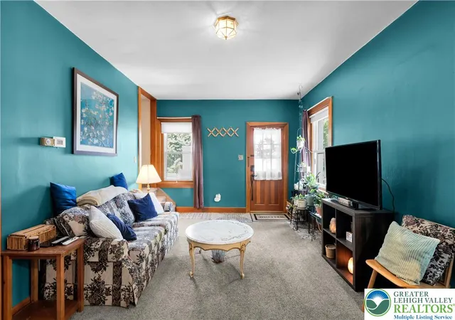 Homes for sale in Fountain Hill Boro, PA | 720 N Bishopthorpe, Fountain Hill Boro, PA 18015 | MLS# 778333