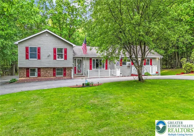 Homes for sale in Chestnuthill Twp, PA | 256 Sundance Rd, Chestnuthill Twp, PA 18330 | MLS# 778600