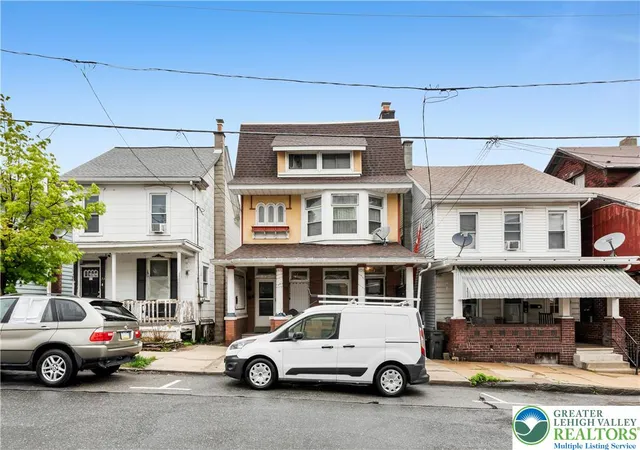 1st image of 35 E Ridge St, Lansford Boro, PA 18232 | MLS# 777054