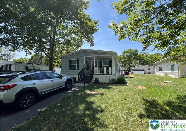 Homes for sale in Moore Twp, PA | 12 Springridge Rd, Moore Twp, PA 18014 | MLS# 778672