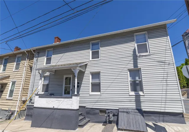 Single family home for sale at 342 Race St, Catasauqua, PA 18032 | MLS# 778176