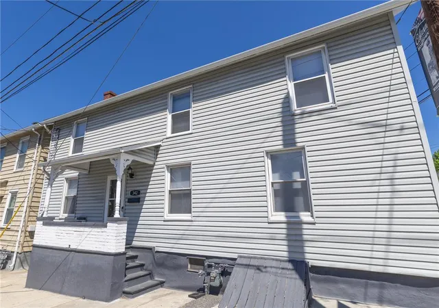Photo 3 of Single family home for sale at 342 Race St, Catasauqua, PA 18032 | MLS# 778176 | Listing updated on 2026-08-27
