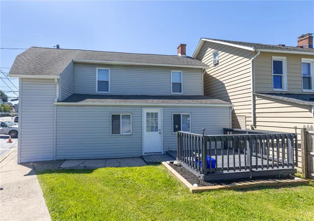 Photo 4 of Single family home for sale at 342 Race St, Catasauqua, PA 18032 | MLS# 778176 | Listing updated on 2026-08-27
