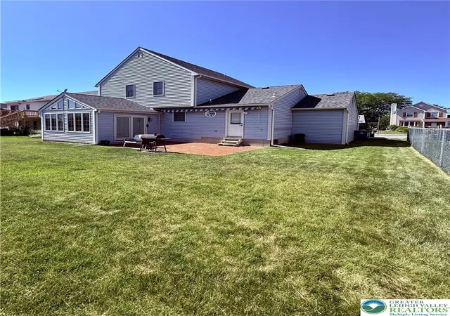 Homes for sale in Northampton Boro, PA | 510 Greenview Dr, Northampton Boro, PA 18067 | MLS# 778467