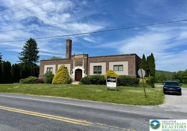 2nd image of 5093 Vera Cruz Rd, Emmaus, PA 18049 | MLS# 778692