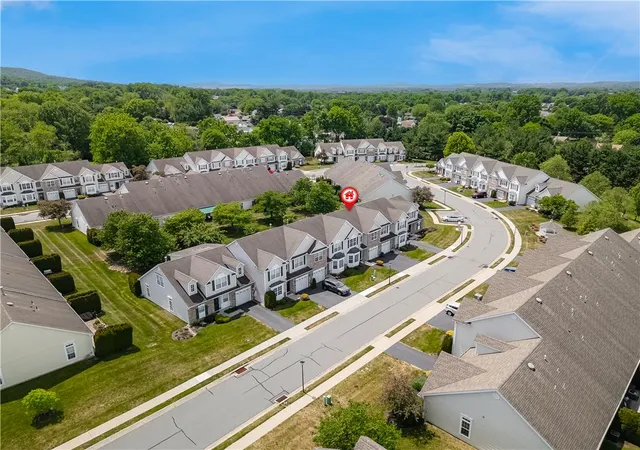 3rd image of 517 Harvest Dr, Maiden Creek Twp, PA 19510 | MLS# 778650