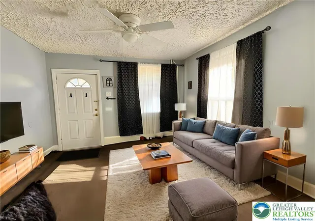 Homes for sale in Bethlehem City, PA | 1401 E 5th St, Bethlehem City, PA 18015 | MLS# 778562