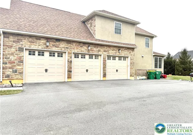 Homes for sale in Palmer Twp, PA | 37 Saddle Ln, Palmer Twp, PA 18045 | MLS# 778724