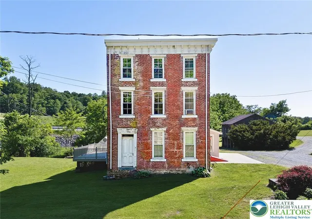 Homes for sale in Greenwich Twp, PA | 1306 Long Ln Rd, Greenwich Twp, PA 19530 | MLS# 778688