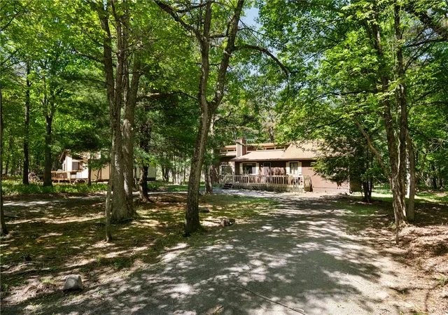 2nd image of 251 Mckuen Wy, Albrightsville, PA 18210 | MLS# 778549