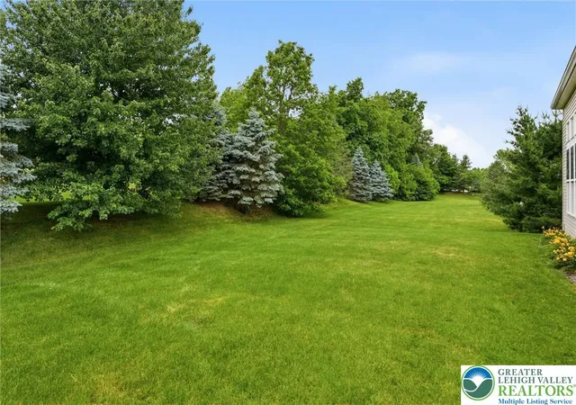 Homes for sale in Upper Macungie Twp, PA | 1526 Fox Ln, Upper Macungie Twp, PA 18031 | MLS# 778799