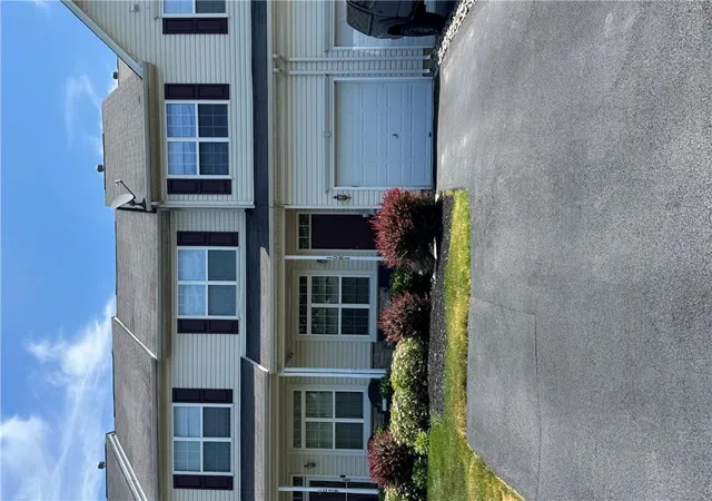 Homes for sale in Upper Macungie Twp, PA | 1081 Tudor Dr, Upper Macungie Twp, PA 18031 | MLS# 778793