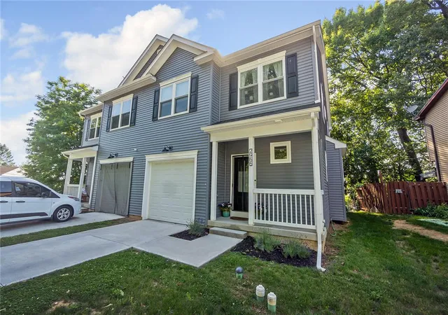 2nd image of 2955 Ithaca St, Allentown, PA 18103 | MLS# 778704