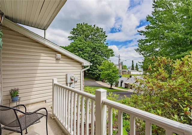 3rd image of 4264 David Dr, Emmaus Boro, PA 18049 | MLS# 778628
