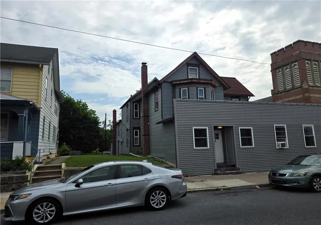 Homes for sale in Northampton Boro, PA | 1249 Main St, Northampton Boro, PA 18067 | MLS# 778847