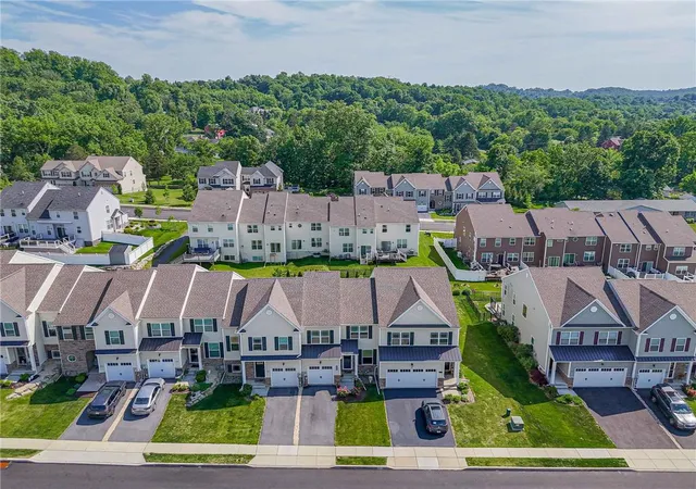 3rd image of 3965 Mink Rd, Emmaus, PA 18049 | MLS# 778845