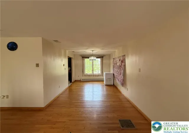 Photo 4 of Single family home for sale at 1150 Ridge Ave, Allentown, PA 18102 | MLS# 778580 | Listing updated on 2026-06-13