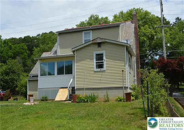 Homes for sale in Palmer Twp, PA | 2728 Nazareth Rd, Palmer Twp, PA 18045 | MLS# 778864