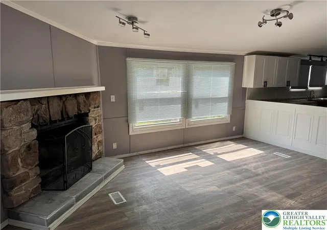 Homes for sale in Ryan Twp, PA | 15 School St, Ryan Twp, PA 18214 | MLS# 778872