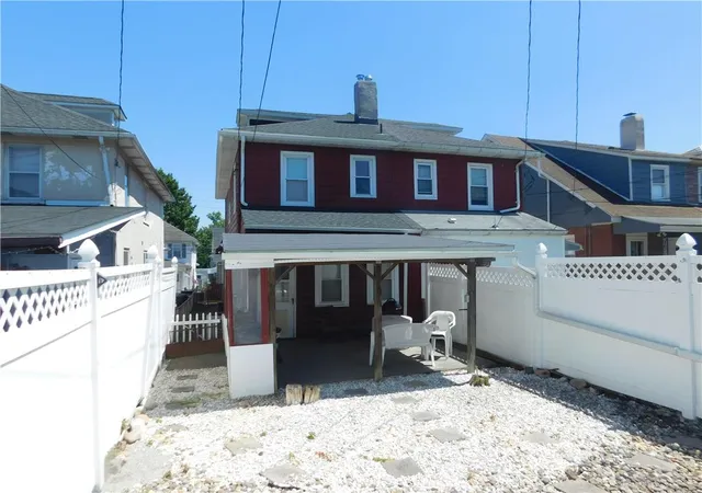 4th image of 2415 Victor St, Easton, PA 18042 | MLS# 778965