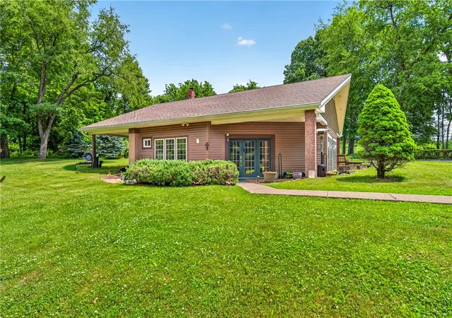 Homes for sale in Upper Mt Bethel Twp, PA | 940 Potomac St, Upper Mt Bethel Twp, PA 18343 | MLS# 778975