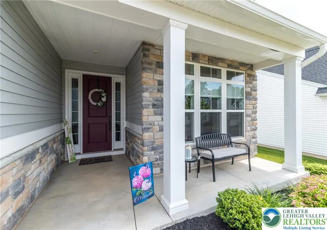 2nd image of 1815 Valley View Dr, Allentown, PA 18104 | MLS# 778935
