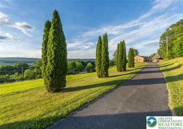 Homes for sale in West Penn Twp, PA | 204 Ridge Cup Rd, West Penn Twp, PA 17960 | MLS# 778623