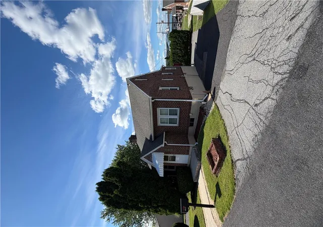 Homes for sale in Upper Macungie Twp, PA | 6519 1st Ave, Upper Macungie Twp, PA 18106 | MLS# 779060