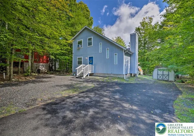 Homes for sale in Coolbaugh Twp, PA | 9253 Westwood Dr, Coolbaugh Twp, PA 18466 | MLS# 779066