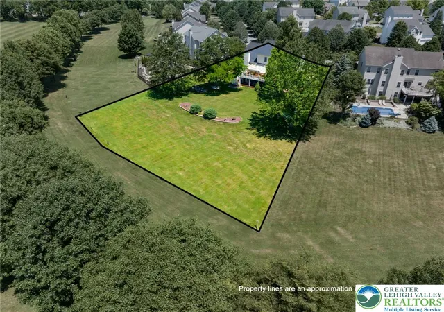 Photo 58 of Single family home for sale at 5331 Greenbriar Dr, Bethlehem, PA 18017 | MLS# 779069 | Listing updated on 2026-07-24